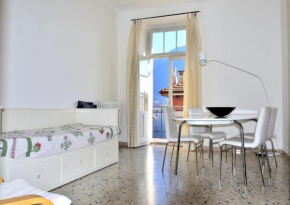 The Magic Lake - Apartments with Balcony and Lake View